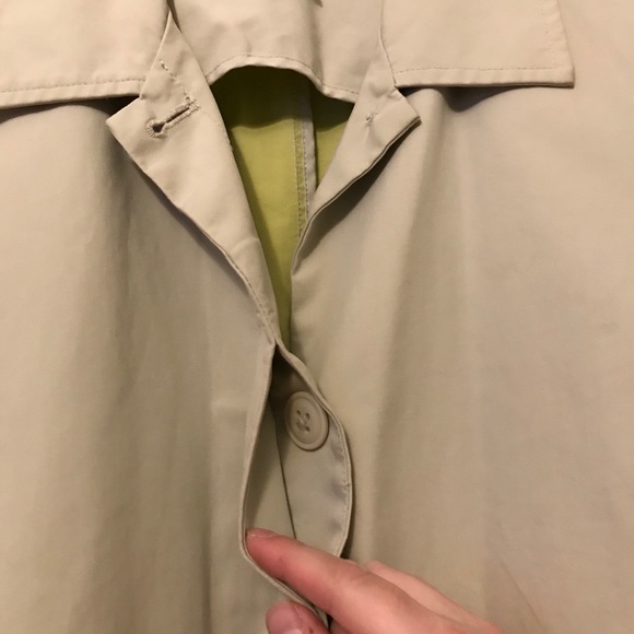 GAP Trench Coat - Picture 3 of 4